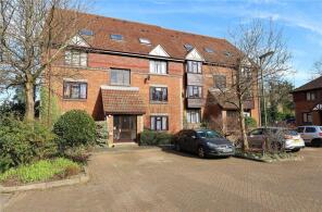 10, Templecombe Mews, Woking GU22 7DL