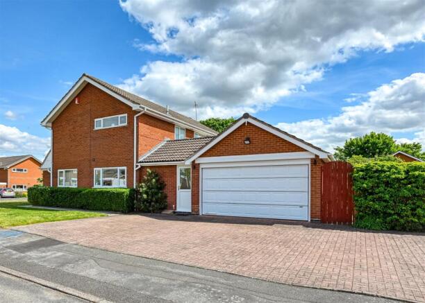 12 Millfields Way-7.jpg