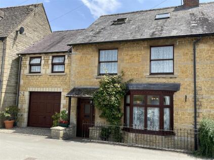 Broadlands, Bourton-On-The-Water, Cheltenham