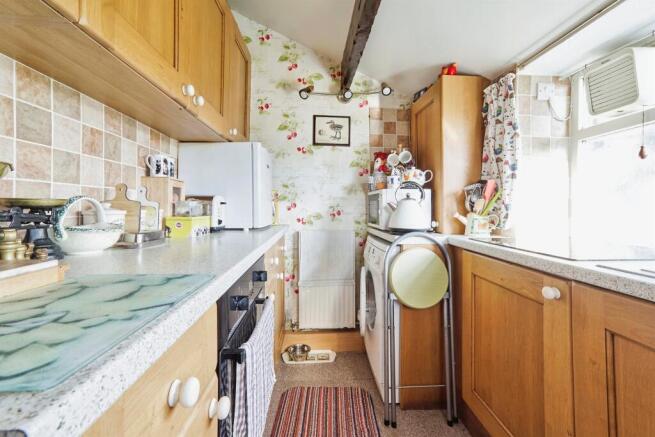 2 bed Terraced for sale Image 3