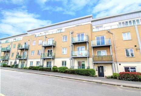 St. James Road, Brentwood, CM14