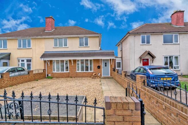 Green Rock Lane, Walsall, WS3 1NQ-27.jpg