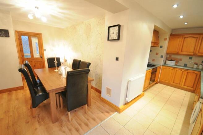 Dining kitchen