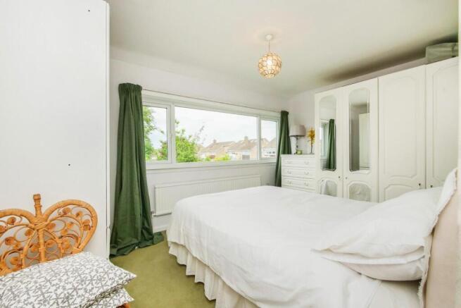 3 bed Semi-Detached for sale Image 9