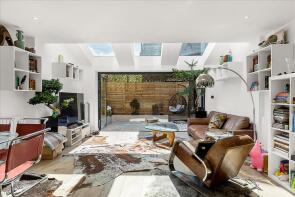 6, St Alban's Terrace, London W6 8HL