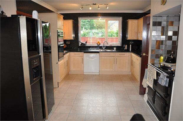 Farmhouse Style Kitchen