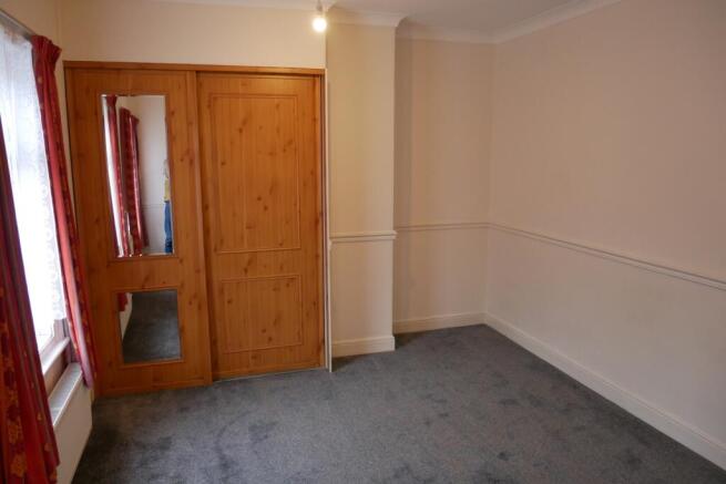 2 bed House to rent Image 6
