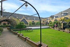Flat 13, Bridgehouse Court, Blackfriars Road, London SE1 8HW