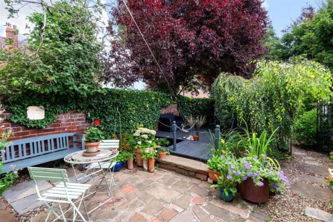 GARDEN