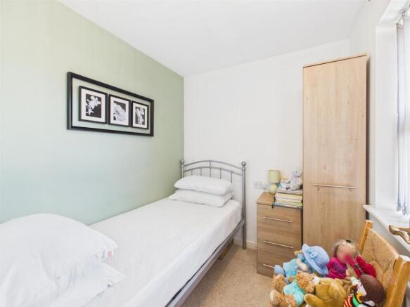 3 bed Detached for sale Image 8