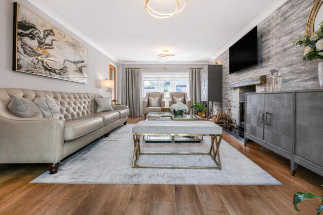 4 bed Detached for sale Image 10