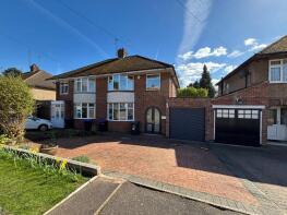 41, Oaklands Drive, Northampton NN3 3JN