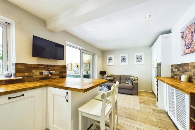 Kitchen/ Family Room