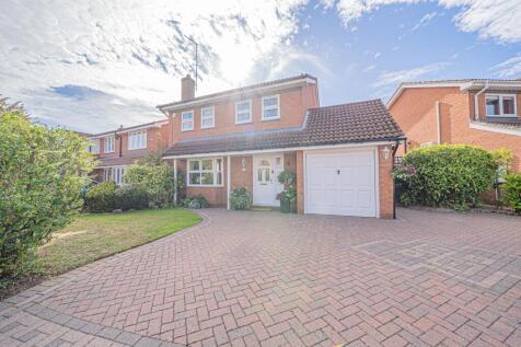 Glendon Way, Dorridge, B93