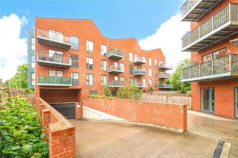 Portage Place, West Drayton, UB7