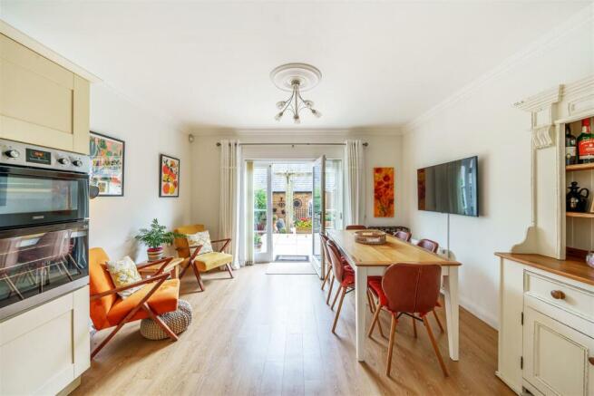 Kitchen/Dining Room