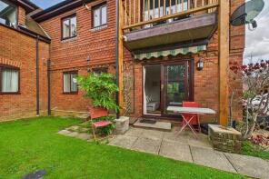 7, Meade Court, Walton Street, Tadworth KT20 7RN