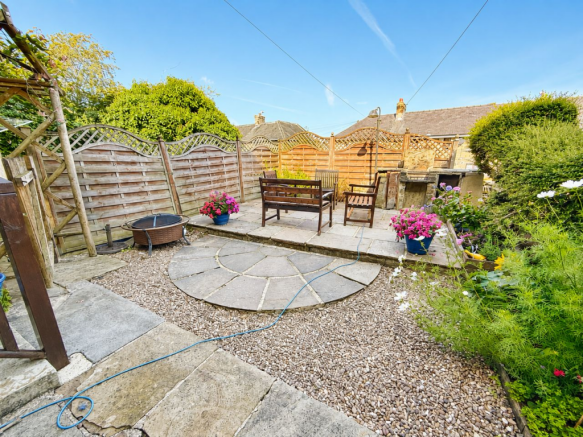 4 bed Terraced for sale Image 7