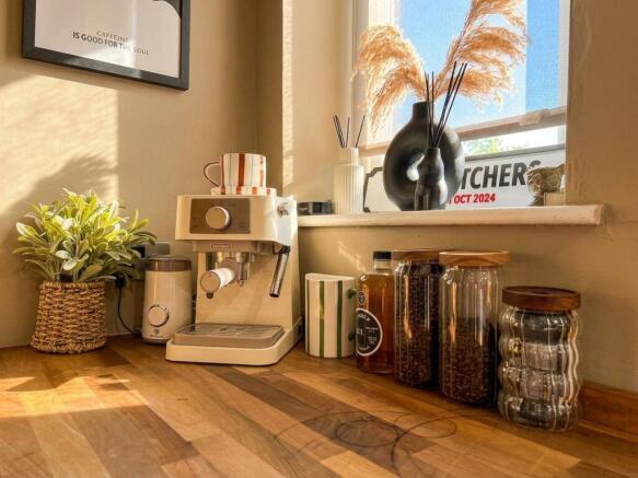2 bed Terraced for sale Image 6
