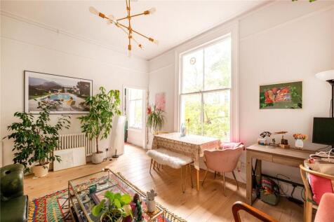 Cambridge Gardens, North Kensington, London, W10