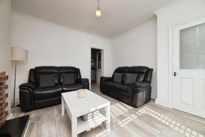 2 bed End of Terrace for sale Image 7