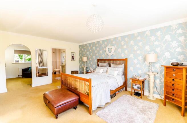 The Street, Brundall-8.jpg