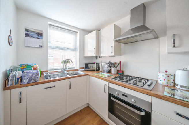 2 bed Terraced for sale Image 7