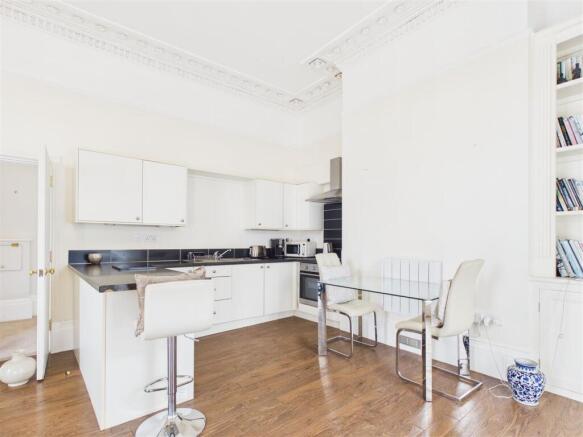 1-bed-central-cheltenham2.jpg