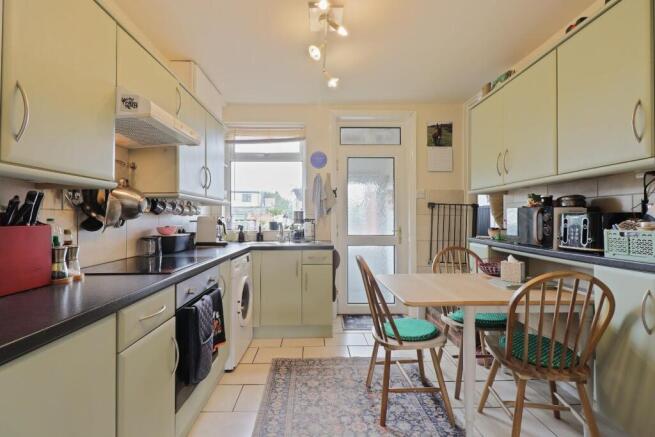 2 bed Terraced for sale Image 5