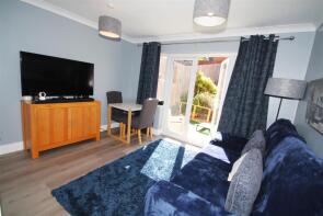 6, Godfrey Gardens, Canterbury CT4 7TT
