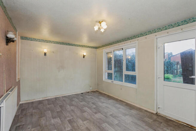 27 Owen Close, Wellingborough, Northamptonshire, NN8 3LW