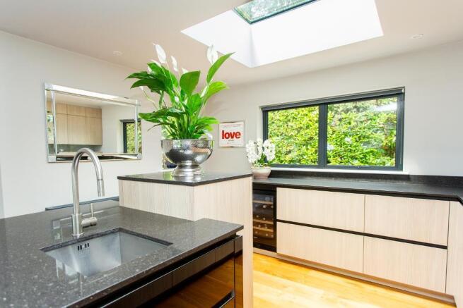 Warren Lane, Heathfield, East Sussex, TN21 0TE photo 4