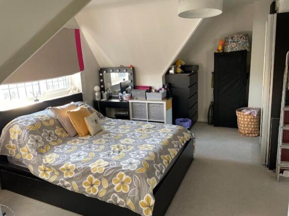 Worplesdon Road, Guildford, Surrey, GU2 photo 5