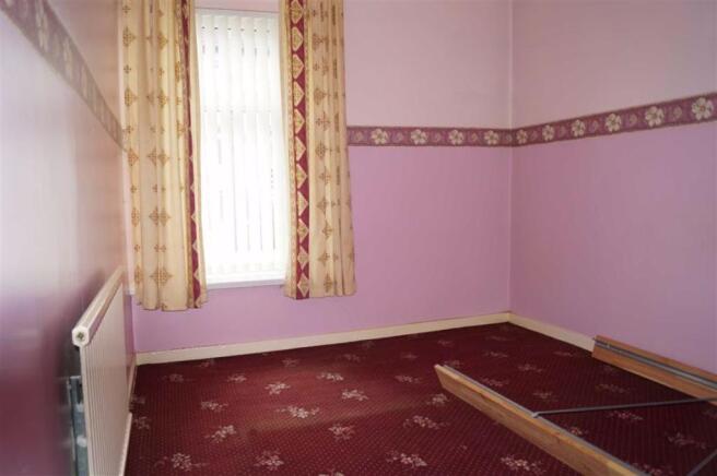 BEDROOM 2 (FRONT)
