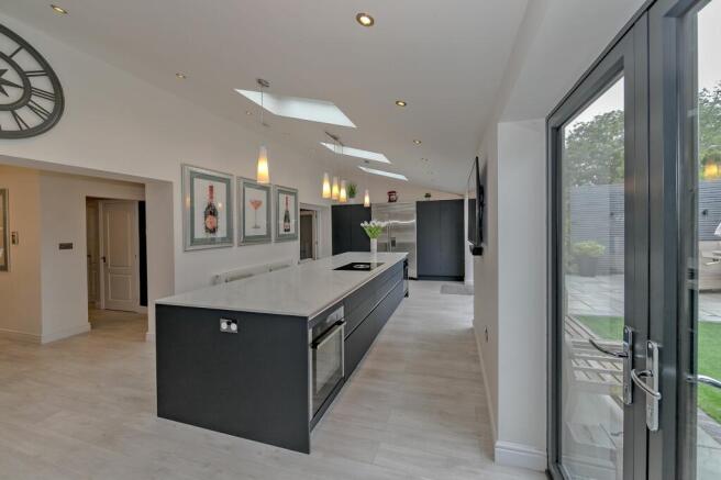 Kitchen/Breakfast Room
