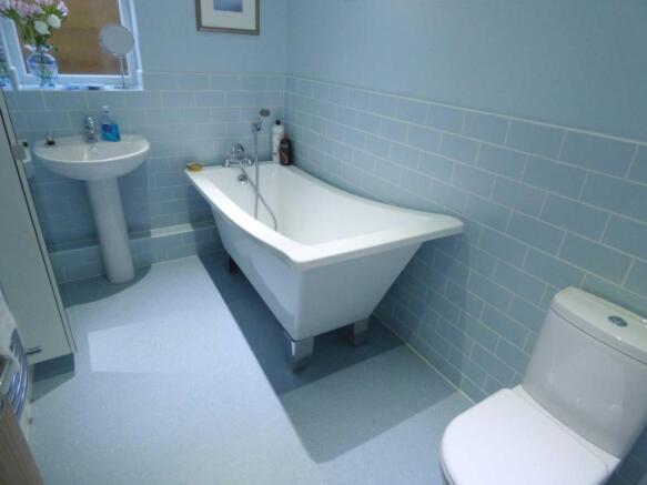 Ground Floor Bathroo