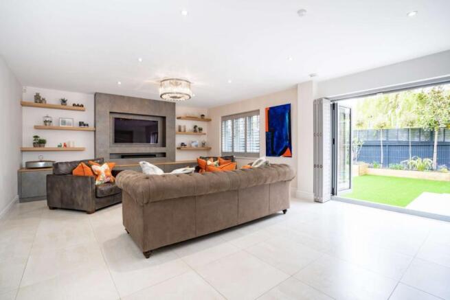 8462080-interior15-800.jpg
