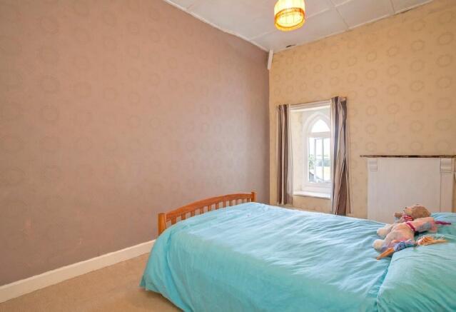 Bedroom 5.jpg