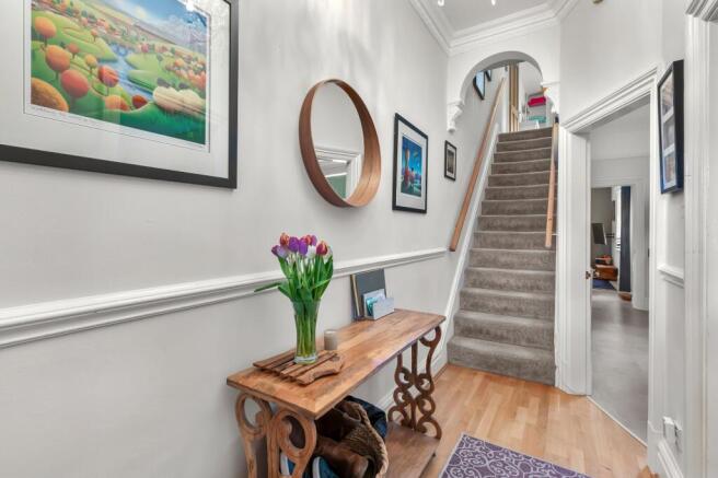 4 bed Semi-Detached for sale Image 5