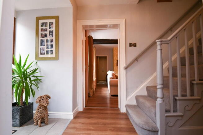 4 bed Cottage for sale Image 10