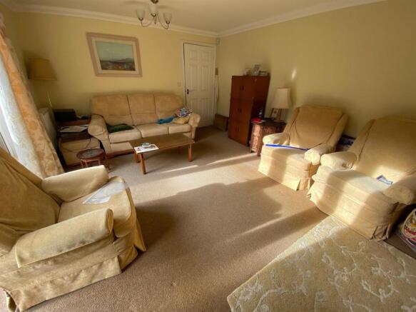 Living Room.jpg