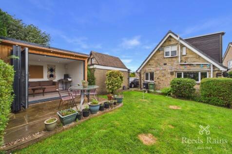 Beagle Avenue, Beaumont Park, Huddersfield, West Yorkshire, HD4