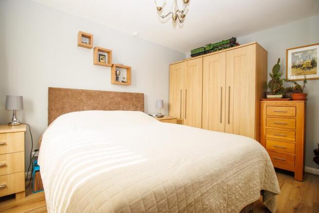 3 bed Detached Bungalow for sale Image 12