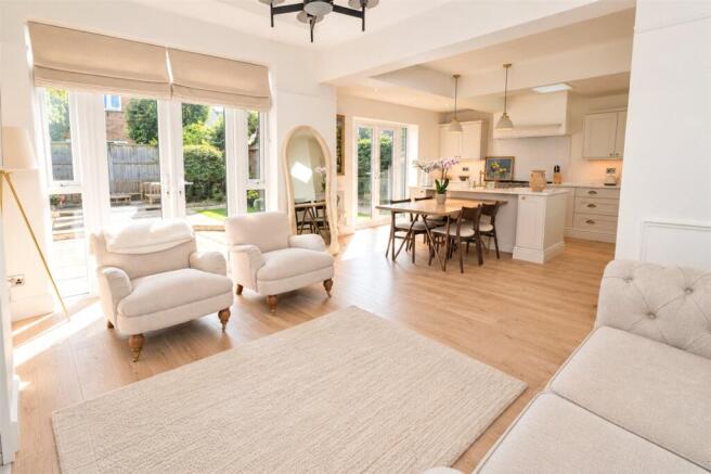 Loretto Drive, Upton, Wirral photo 4
