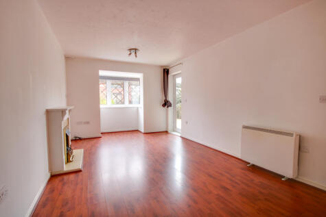 St Denys! No Forward Chain! Long Lease!