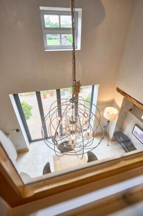 3 bed House for sale Image 10