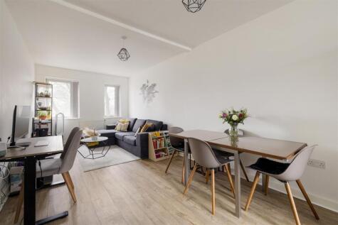 Lea Bridge Road, Hackney