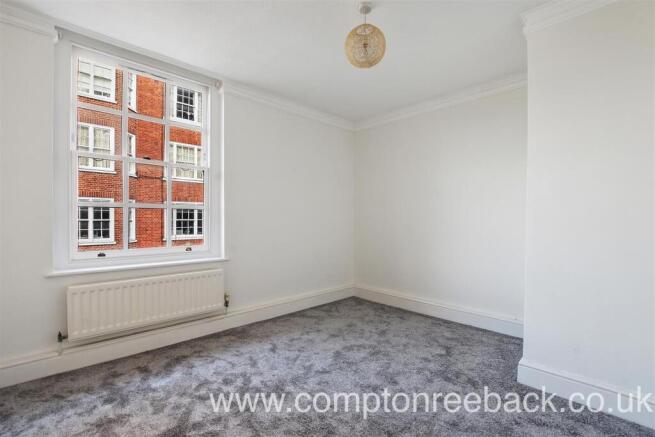 Scott Ellis Gdns - Bedroom -Original (3).jpg