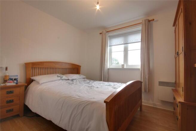 2 bed Flat to rent Image 4