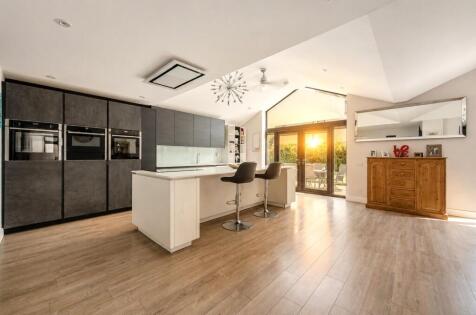 Shortheath Lane, Sulhamstead, Reading, Berkshire, RG7
